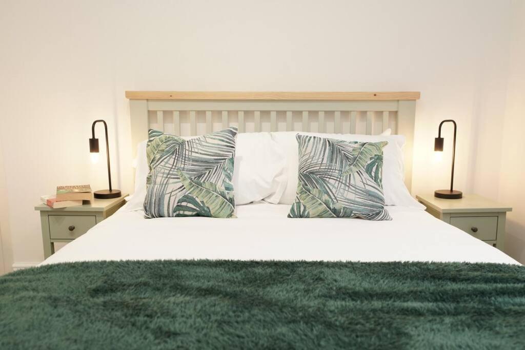 Newly Renovated Modern 4 Bed 3 Bath Apartment Londra Exterior foto