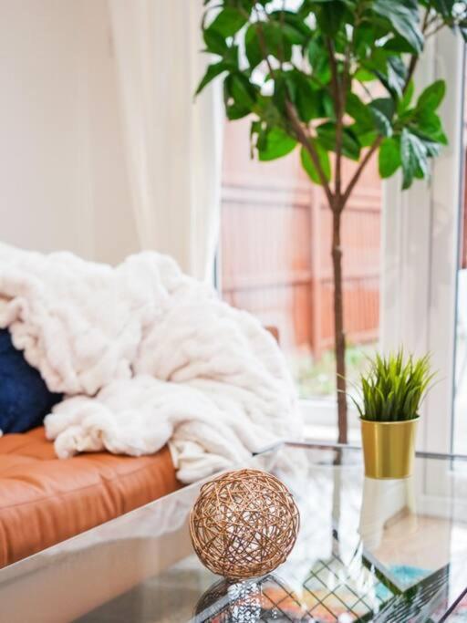Newly Renovated Modern 4 Bed 3 Bath Apartment Londra Exterior foto