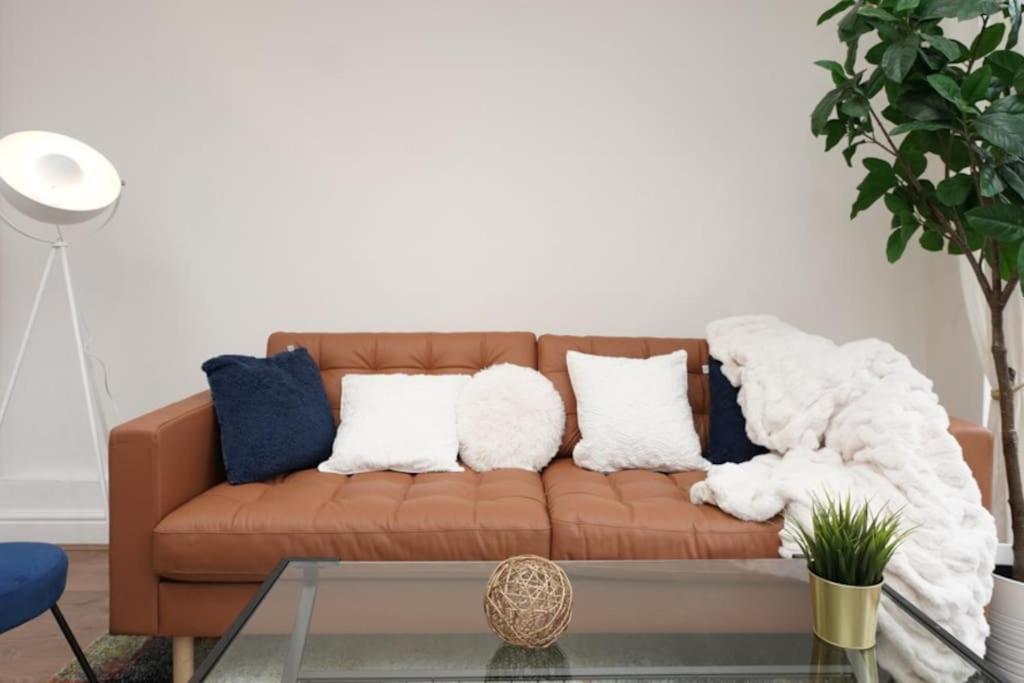 Newly Renovated Modern 4 Bed 3 Bath Apartment Londra Exterior foto