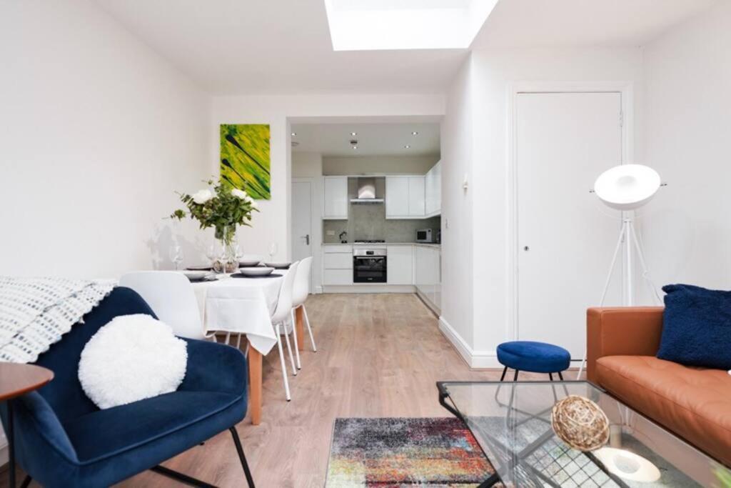 Newly Renovated Modern 4 Bed 3 Bath Apartment Londra Exterior foto